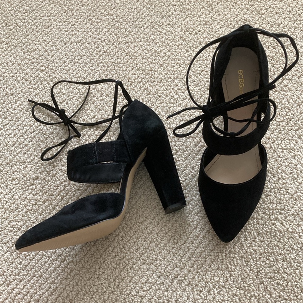 BCBGeneration Black Block High Heels Ankle Wrap Around Straps Shoes Size 8.5